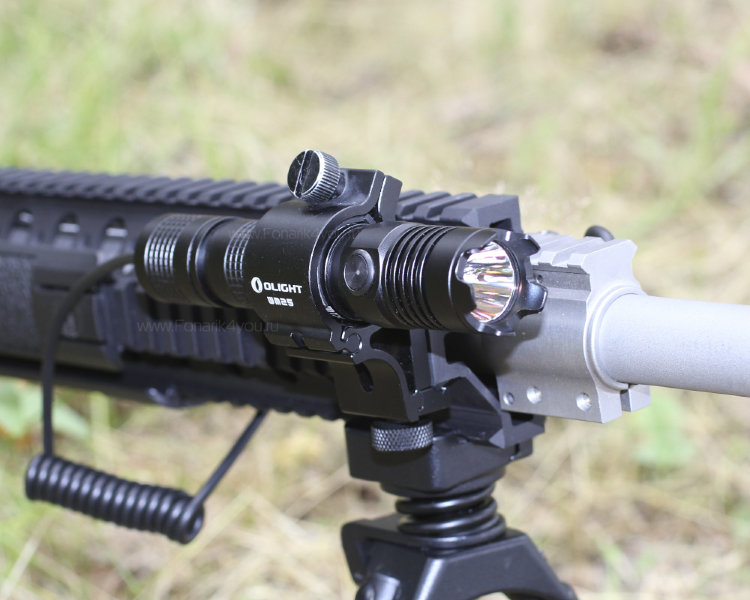 Olight M1X Striker Olight M1X Striker